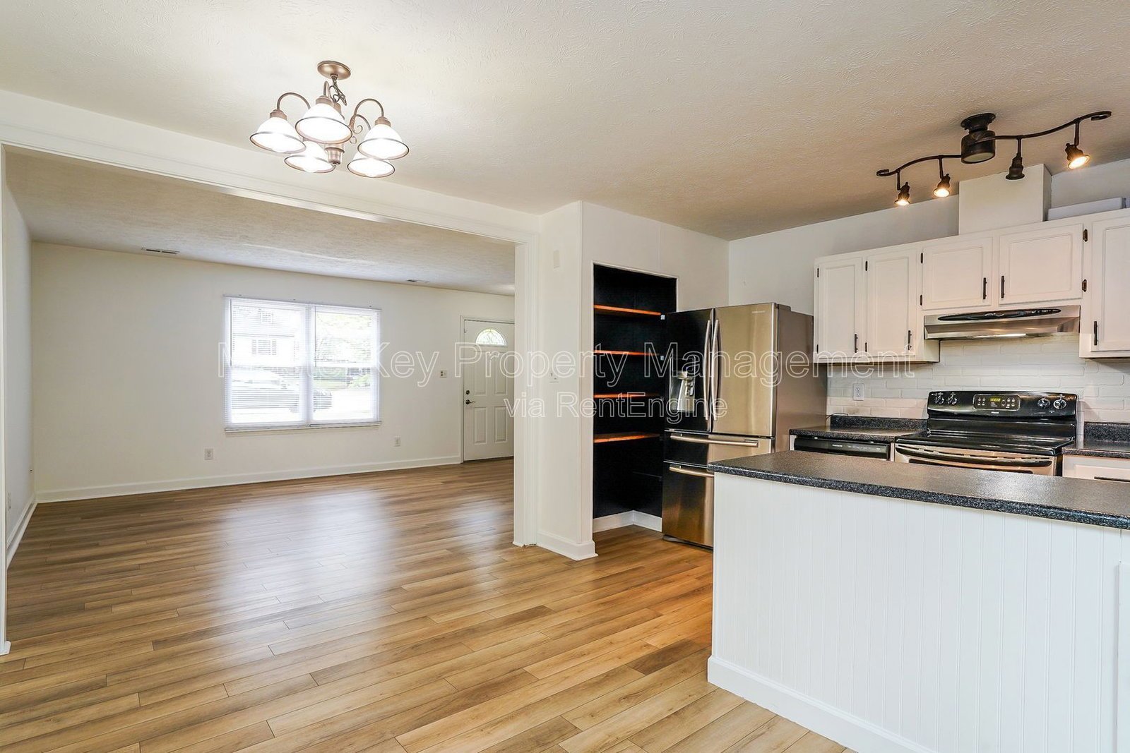 Charming 3-Bedroom, 2 Bathroom Single-Family in Raleigh, NC property image