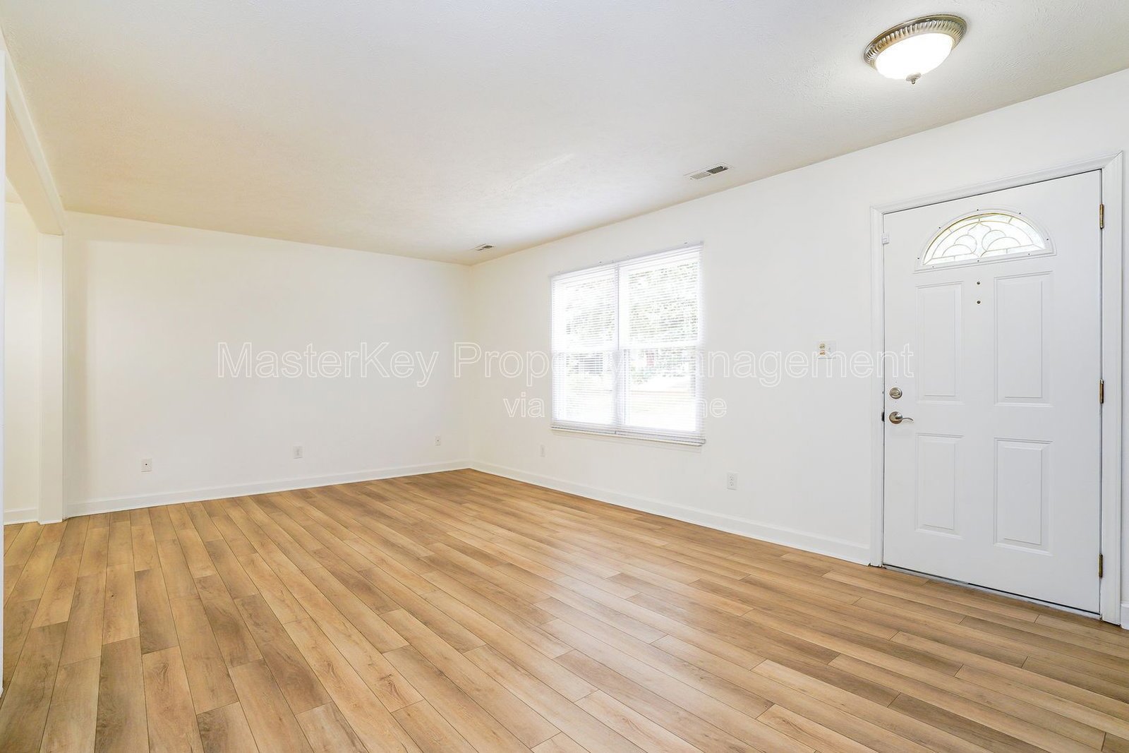Charming 3-Bedroom, 2 Bathroom Single-Family in Raleigh, NC property image