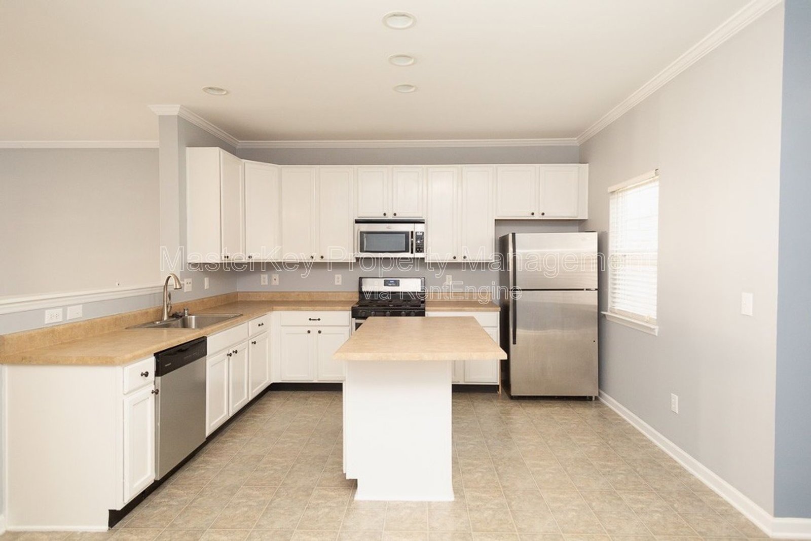 Stunning 3-Bedroom, 3.5 Bathroom Townhome in Apex, NC property image