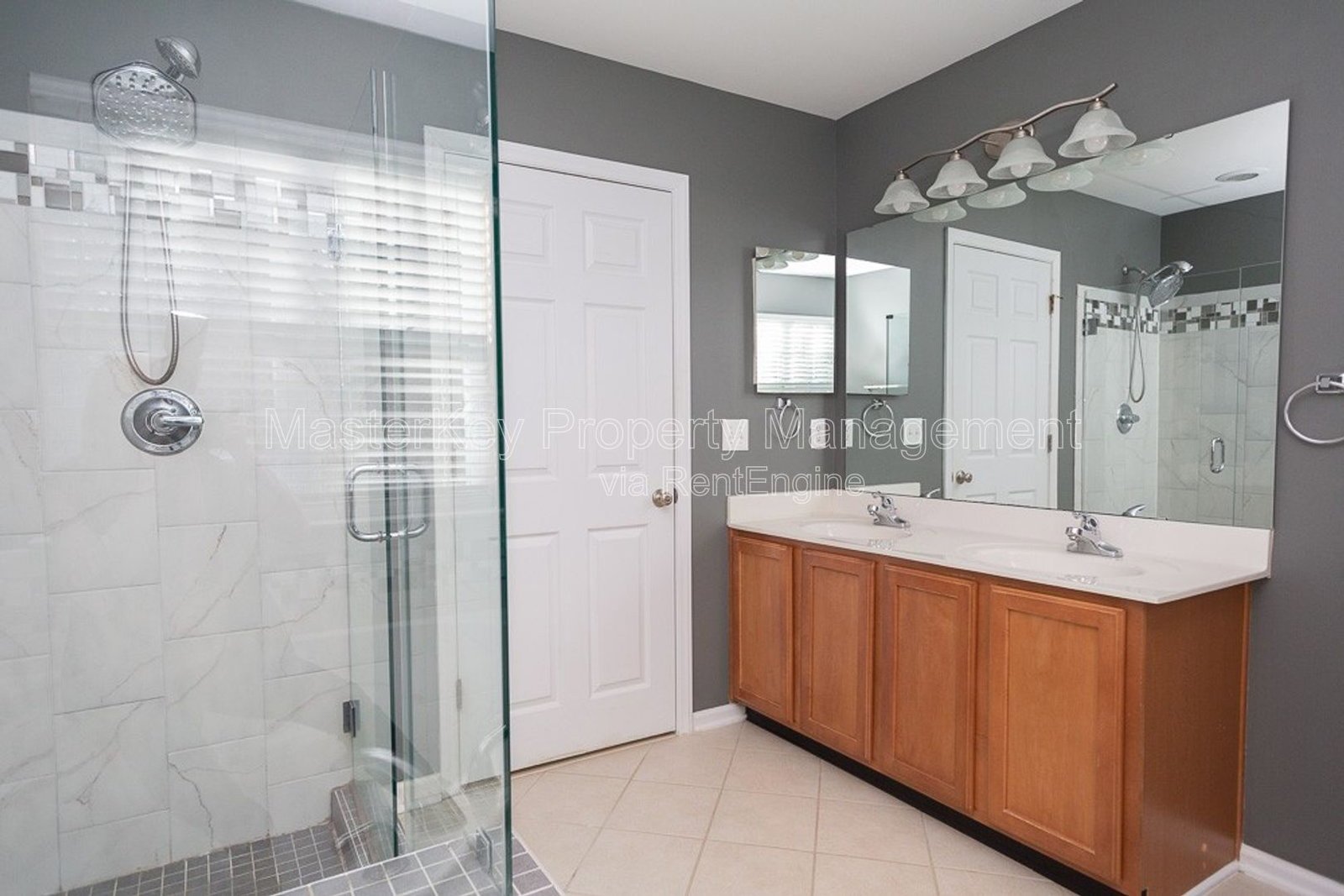 Stunning 3-Bedroom, 3.5 Bathroom Townhome in Apex, NC property image