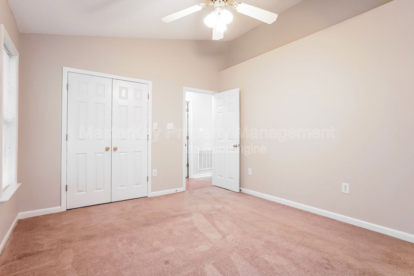 Charming 3-Bedroom, 2 Bathroom Single-Family in Holly Springs, NC property image