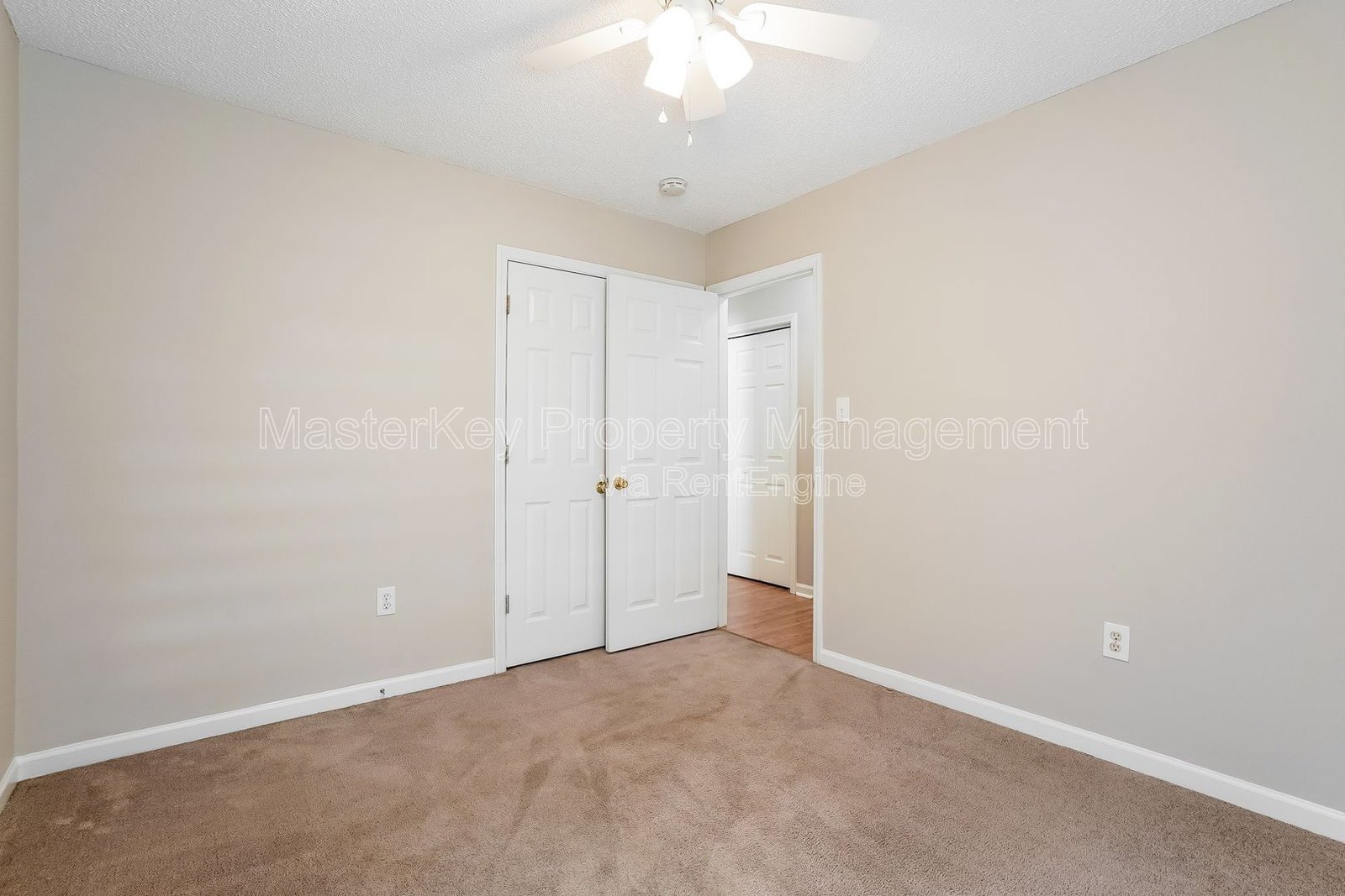 Charming 3-Bedroom, 2 Bathroom Single-Family in Holly Springs, NC property image