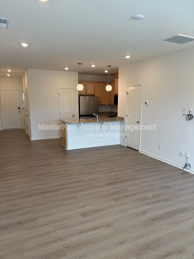 Spacious 3 Bedroom Townhome Located In Raleigh NC!!! property image