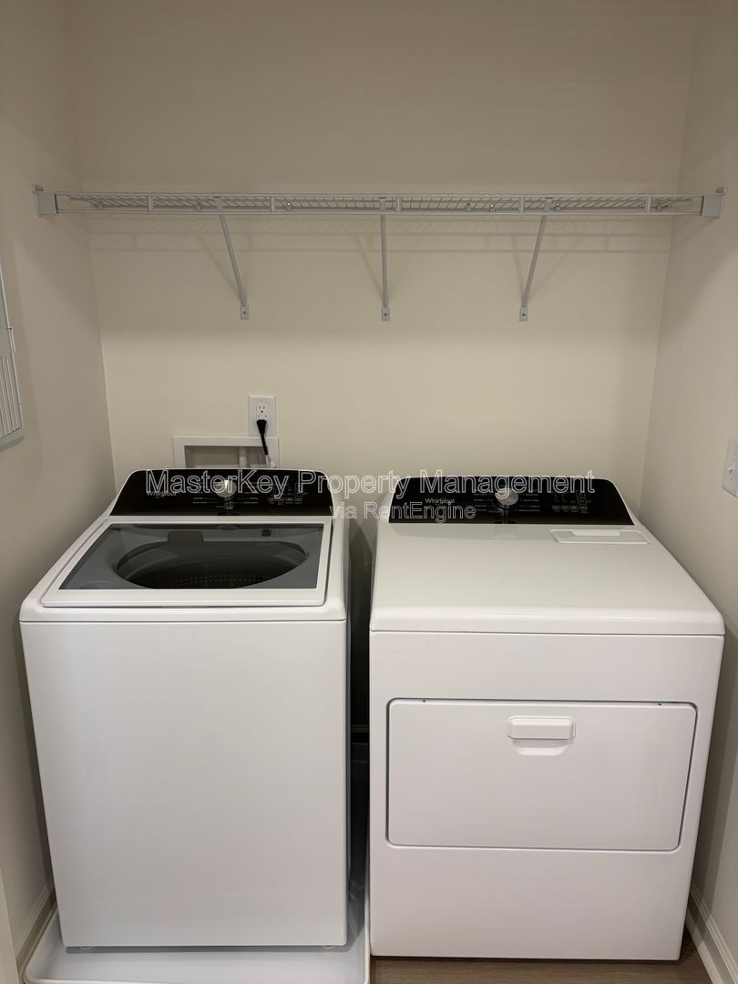 Spacious 3 Bedroom Townhome Located In Raleigh NC!!! property image