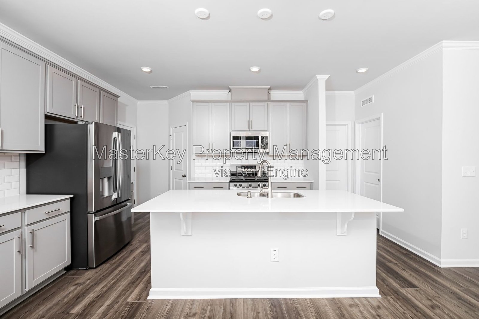 Spacious 4 Bedroom Townhouse Located In Wake Forest NC!!! property image