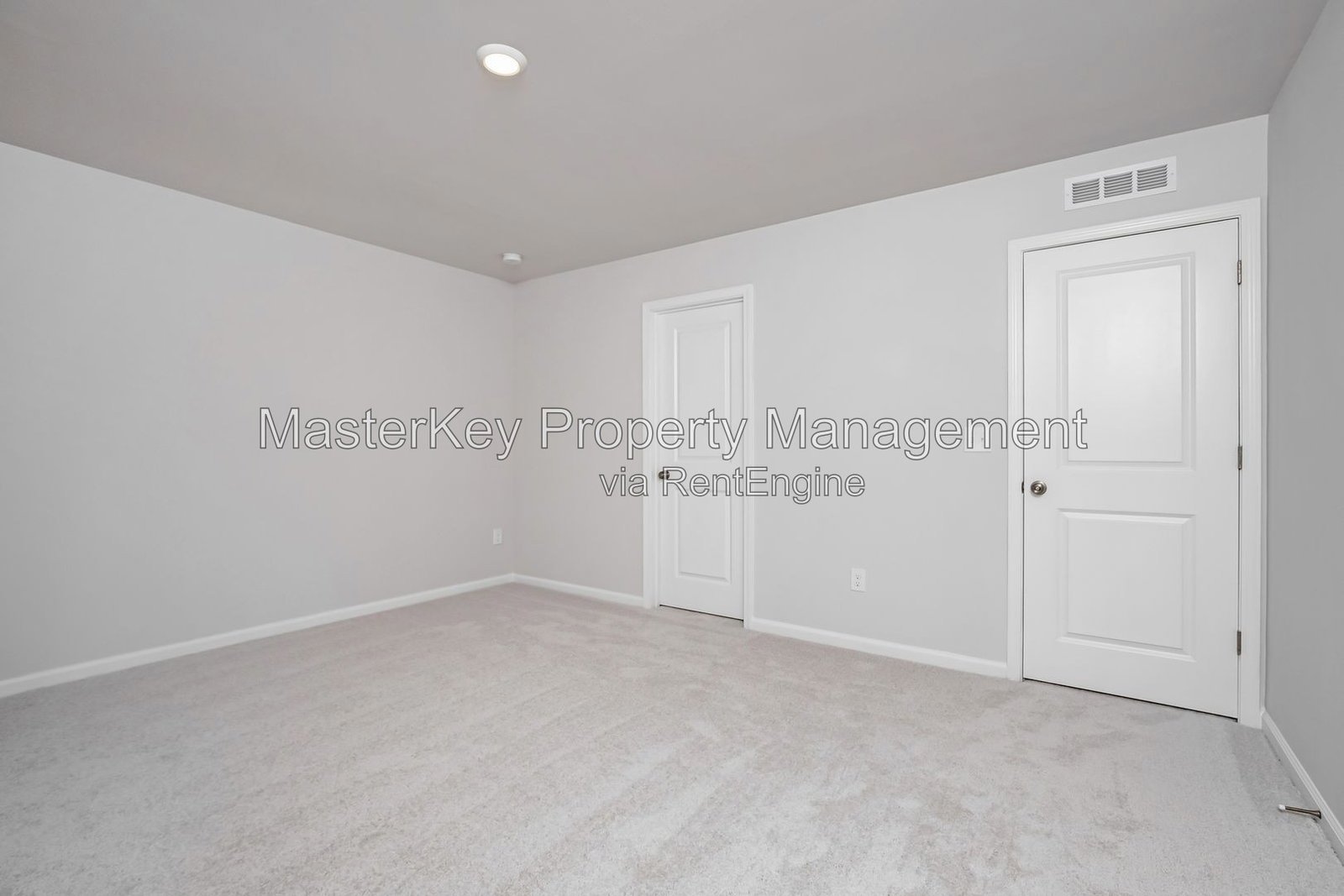 Spacious 4 Bedroom Townhouse Located In Wake Forest NC!!! property image