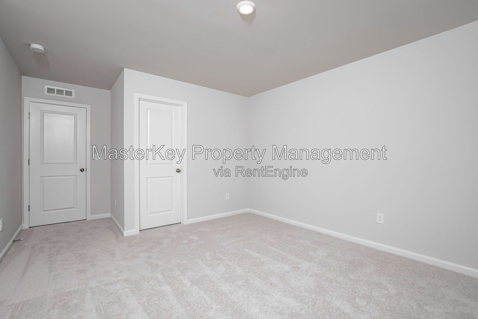 Spacious 4 Bedroom Townhouse Located In Wake Forest NC!!! property image