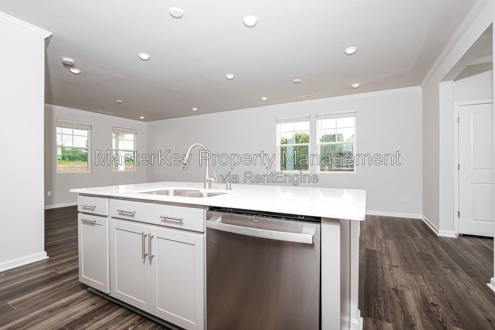 Spacious 4 Bedroom Townhouse Located In Wake Forest NC!!! property image