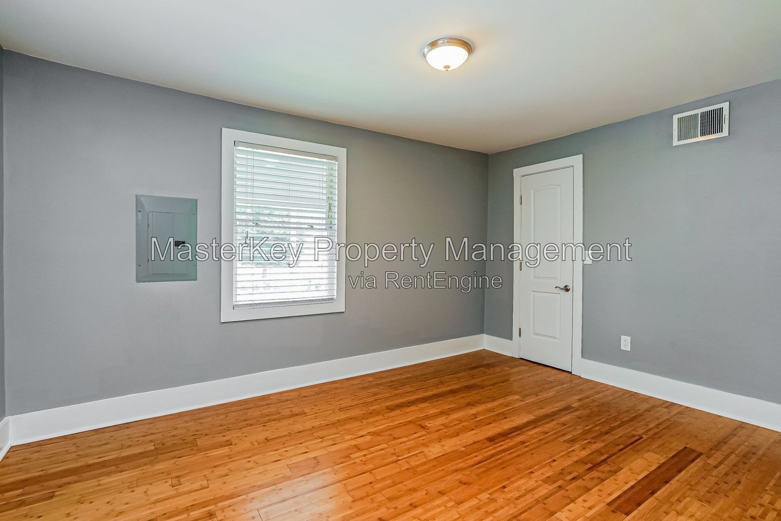 Spacious 2 Bedroom Single Family Located In Raleigh NC!!! property image