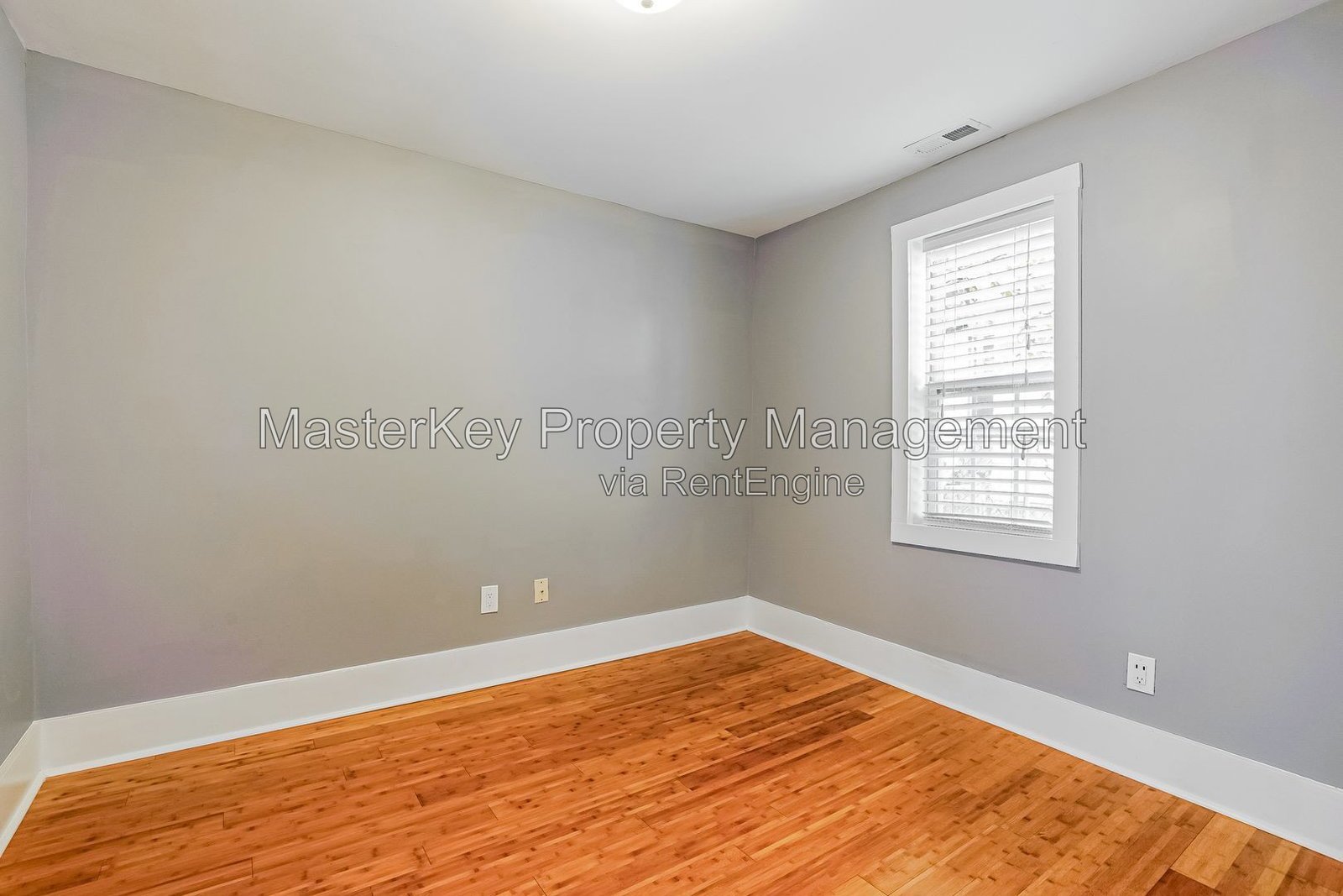 Spacious 2 Bedroom Single Family Located In Raleigh NC!!! property image