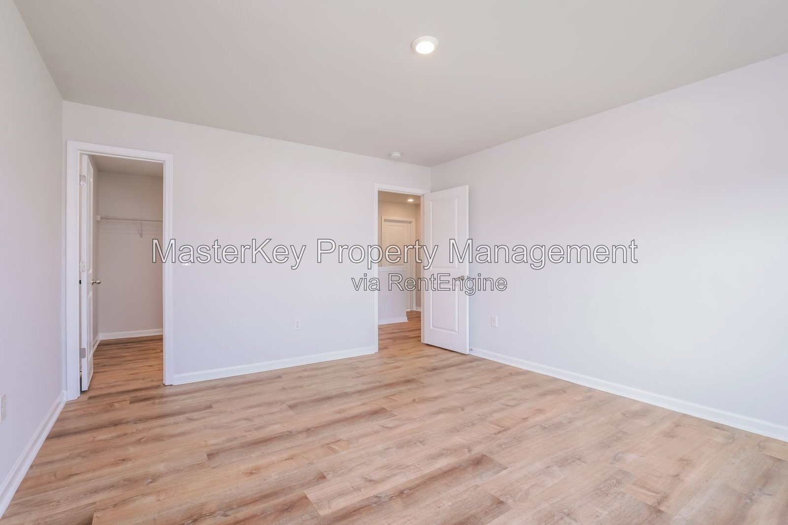 Spacious 4 Bedroom Single Family Located In Zebulon NC!!! property image