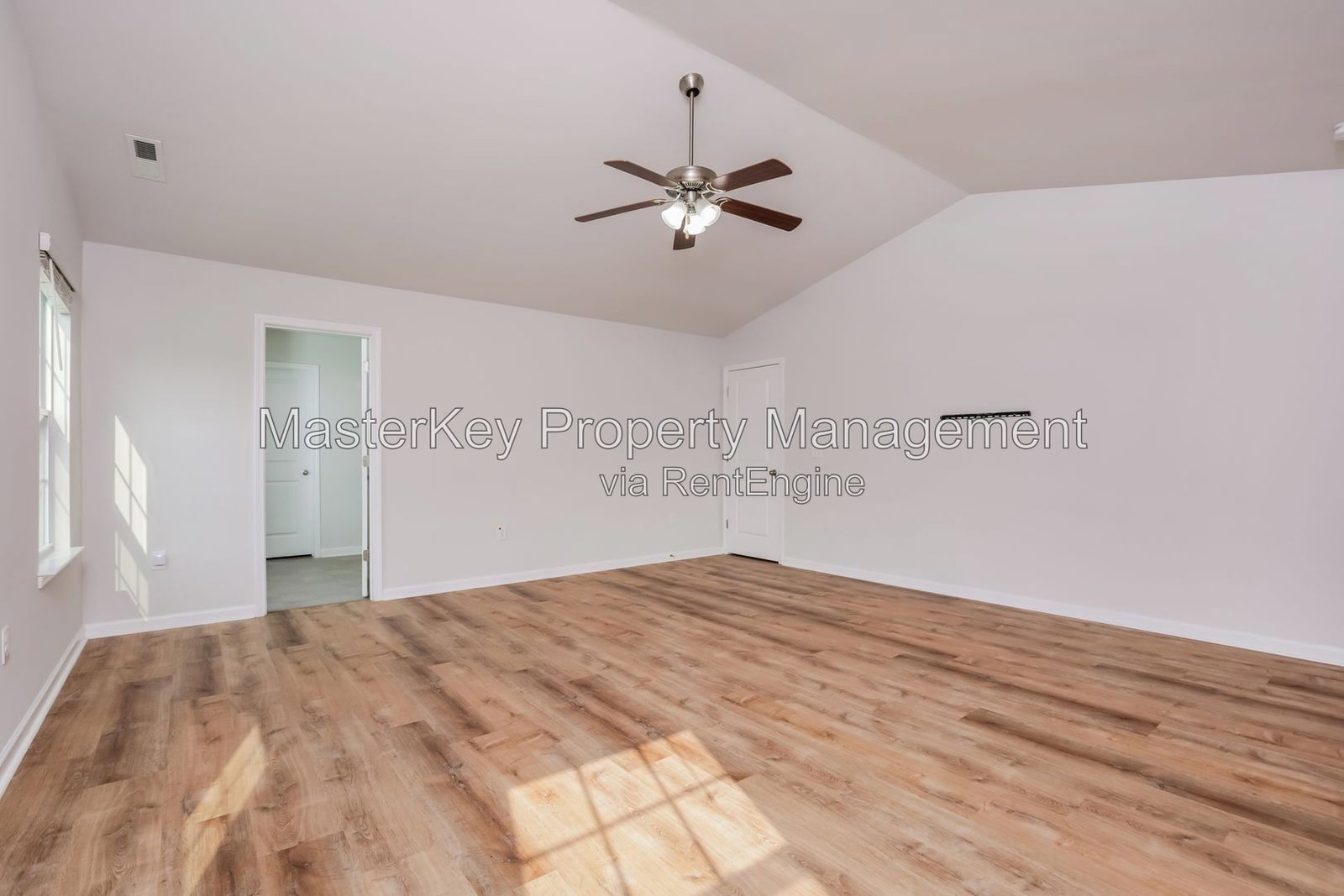 Spacious 4 Bedroom Single Family Located In Zebulon NC!!! property image