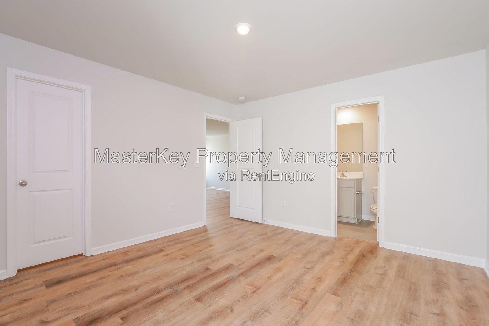 Spacious 4 Bedroom Single Family Located In Zebulon NC!!! property image