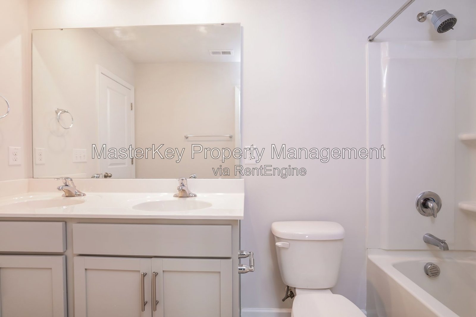 Spacious 4 Bedroom Single Family Located In Zebulon NC!!! property image