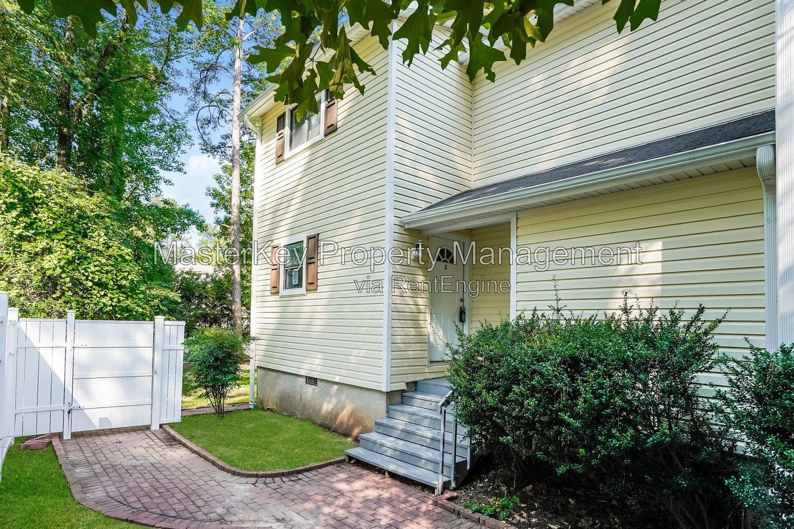 Charming 2-Bedroom, 2.5 Bathroom Townhome in Raleigh, NC property image