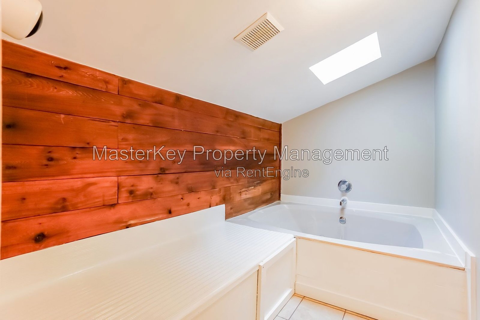 Charming 2-Bedroom, 2.5 Bathroom Townhome in Raleigh, NC property image