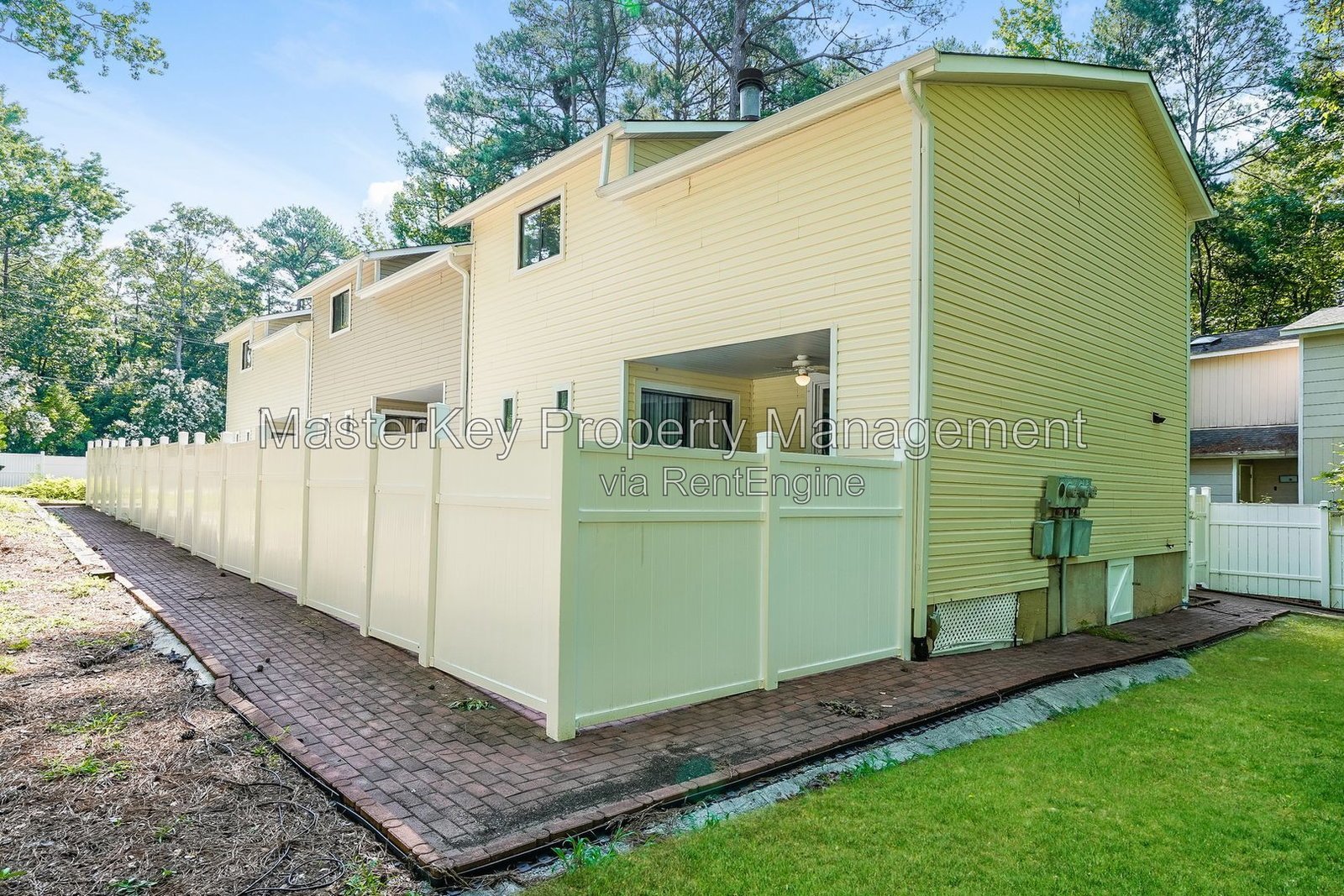 Charming 2-Bedroom, 2.5 Bathroom Townhome in Raleigh, NC property image