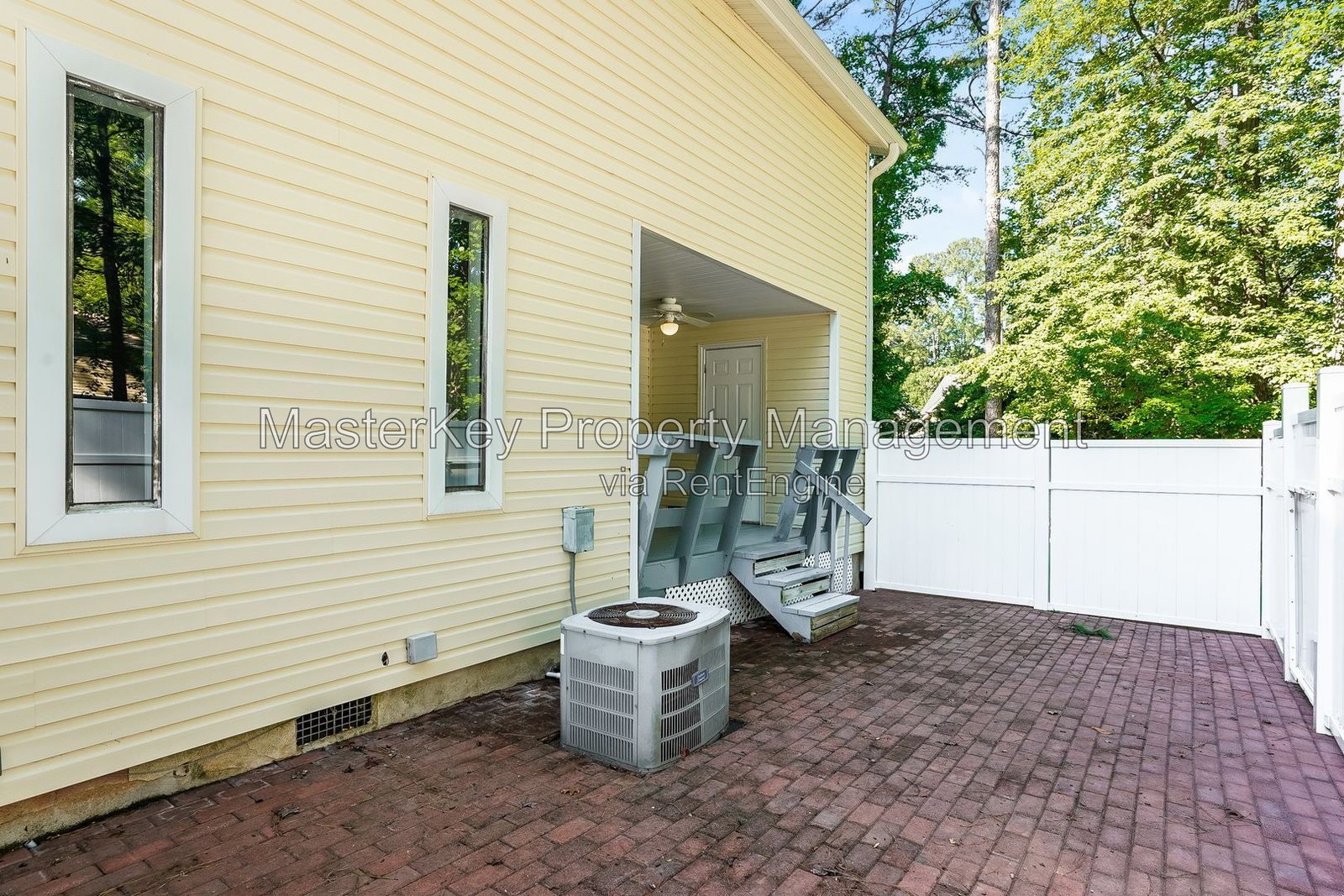 Charming 2-Bedroom, 2.5 Bathroom Townhome in Raleigh, NC property image